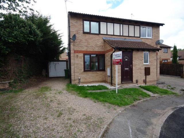 2 bedroom semi detached house for sale