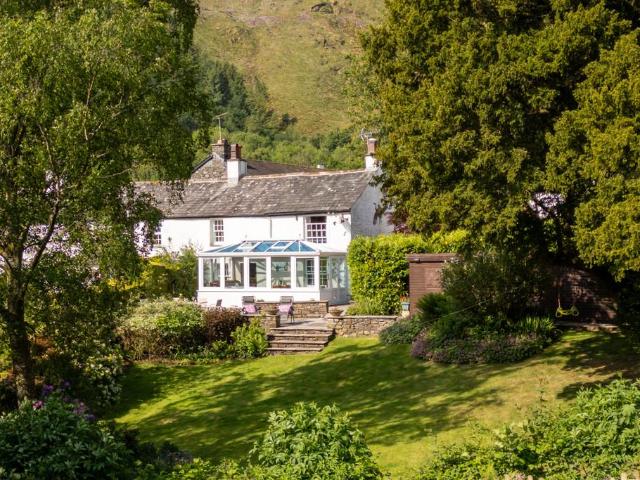 2 bedroom cottage for sale