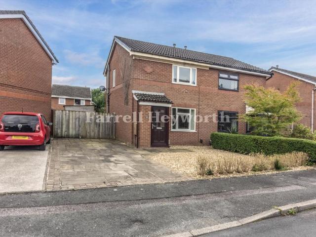 2 bedroom semi detached house for sale