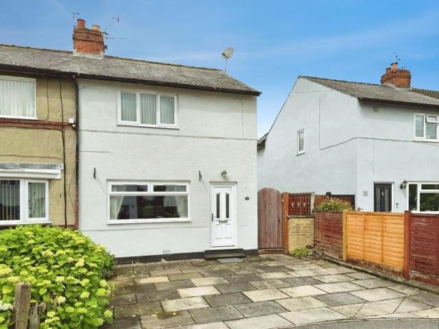 2 bedroom semi detached house for sale