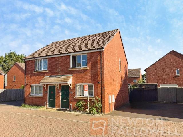 2 bedroom semi detached house for sale