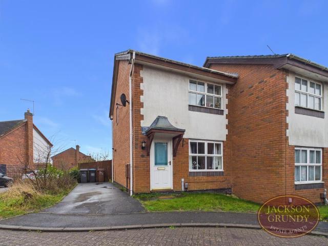 2 bedroom semi detached house for sale