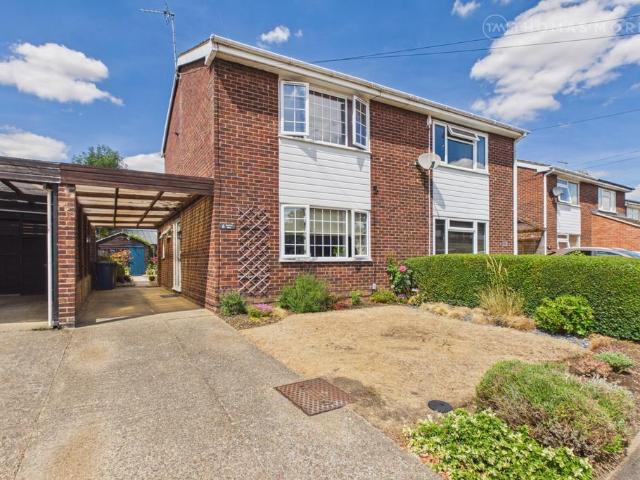 2 bedroom semi detached house for sale