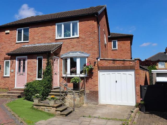 2 bedroom semi detached house for sale