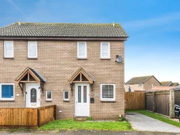 House for sale in Carterton - Garden