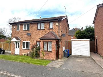 2 bedroom semi detached house for sale
