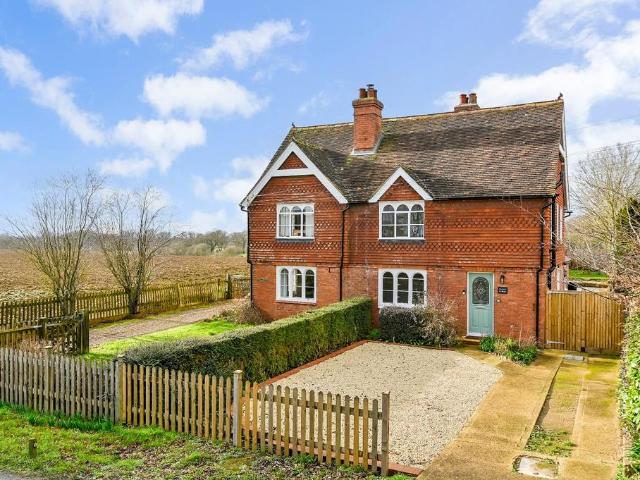 2 bedroom semi detached house for sale