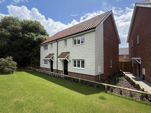 2 bedroom semi detached house for sale