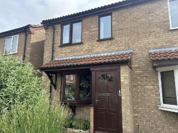 2 bedroom semi detached house for sale
