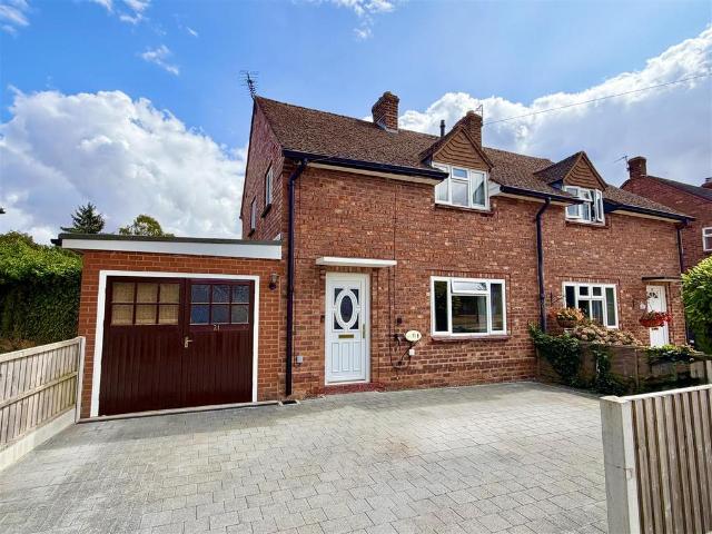2 bedroom semi detached house for sale
