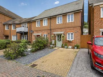 2 bedroom semi detached house for sale