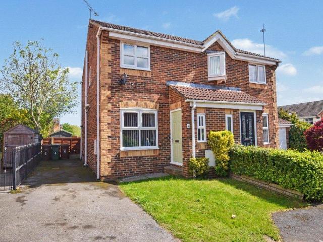 2 bedroom semi detached house for sale