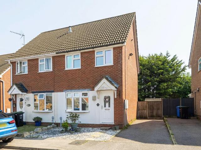 2 bedroom semi detached house for sale