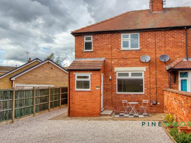 2 bedroom semi detached house for sale