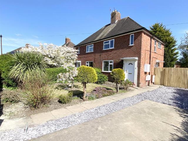 2 bedroom semi detached house for sale