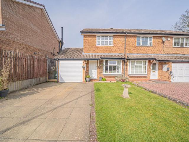 2 bedroom semi detached house for sale