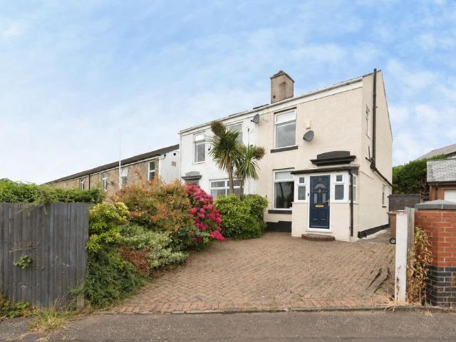 2 bedroom semi detached house for sale