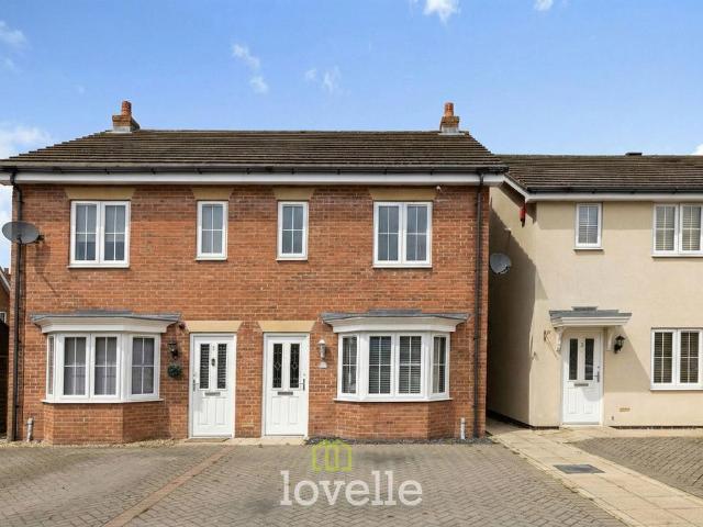 2 bedroom semi detached house for sale