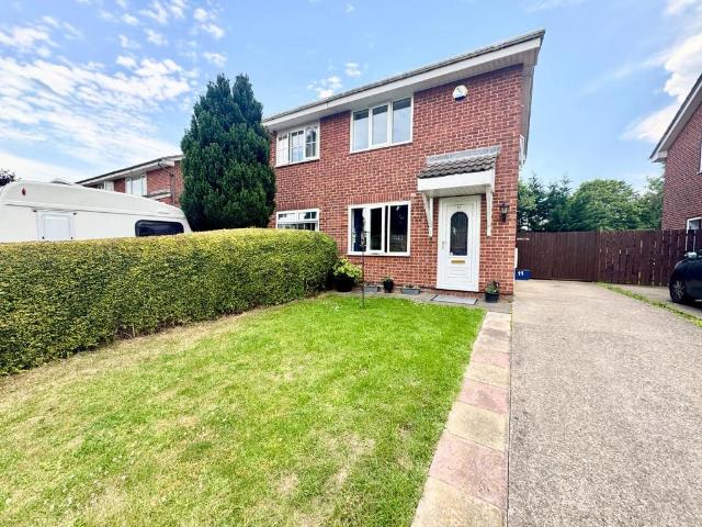 2 bedroom semi detached house for sale