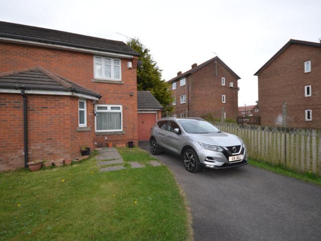 2 bedroom semi detached house for sale
