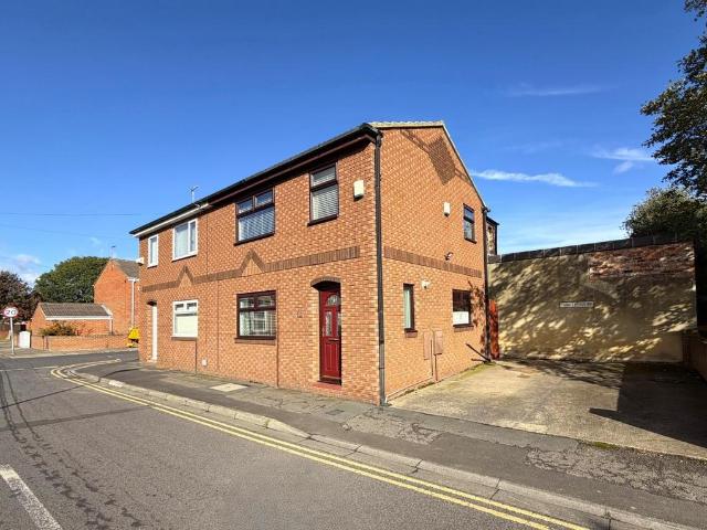 2 bedroom semi detached house for sale