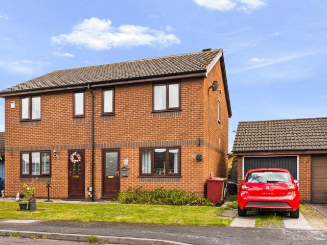 2 bedroom semi detached house for sale