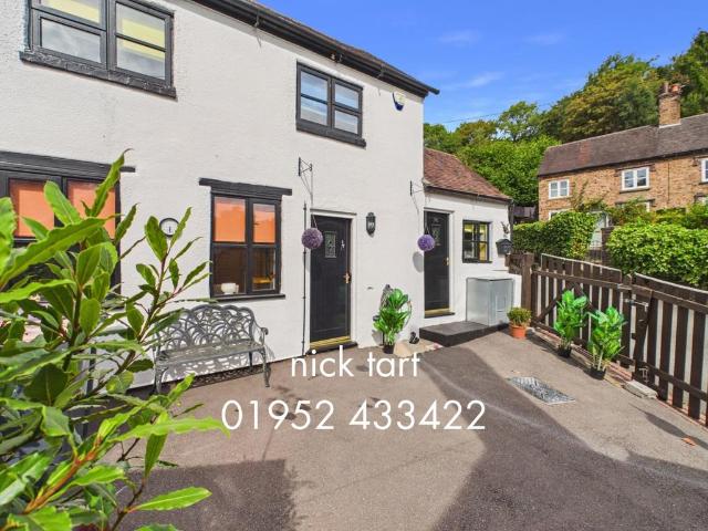 2 bedroom semi detached house for sale
