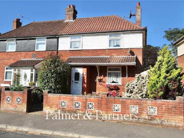 2 bedroom semi detached house for sale