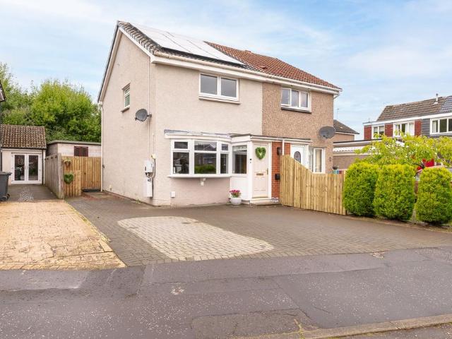 2 bedroom semi detached house for sale
