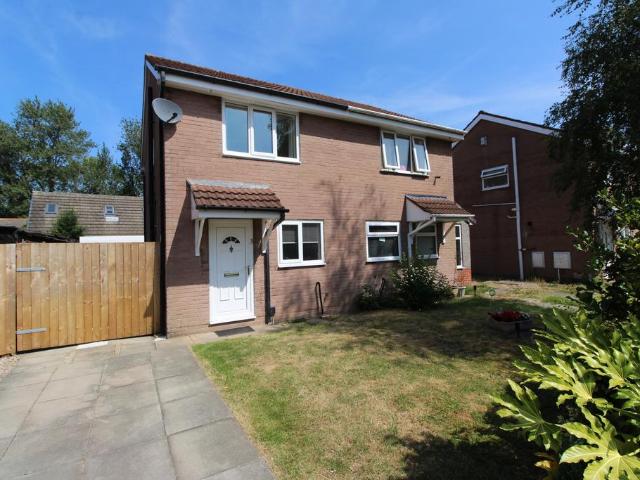 2 bedroom semi detached house for sale