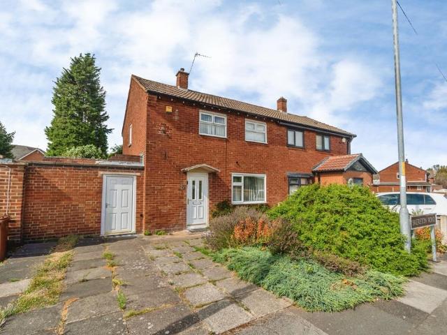 2 bedroom semi detached house for sale