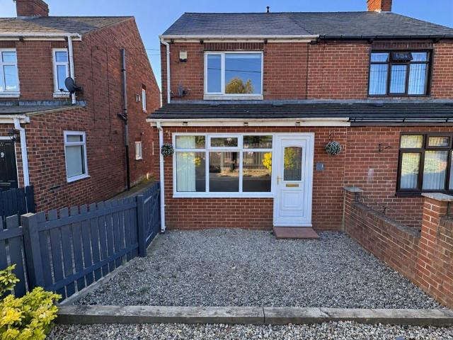 2 bedroom semi detached house for sale
