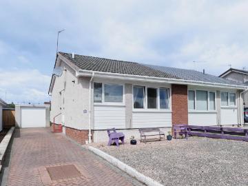 2 bedroom semi detached house for sale