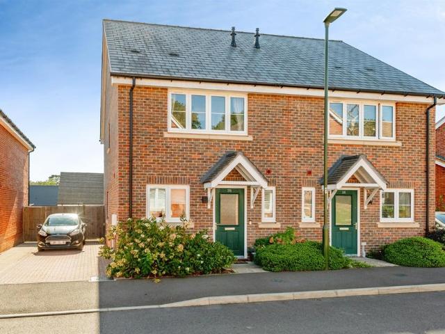 2 bedroom semi detached house for sale