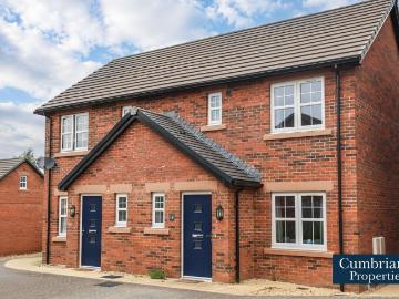 2 bedroom semi detached house for sale