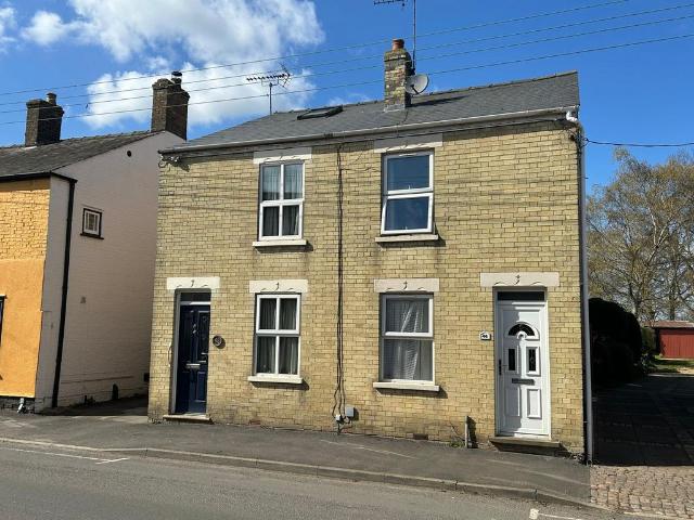 2 bedroom semi detached house for sale