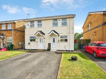 Oldbury, Sandwell county, Midlands - Garden