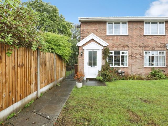 2 bedroom semi detached house for sale