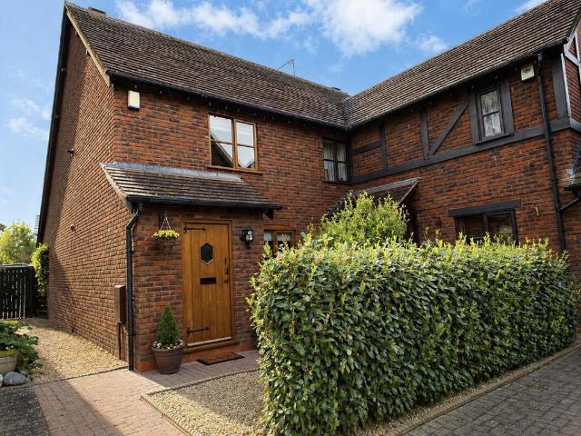 2 bedroom semi detached house for sale