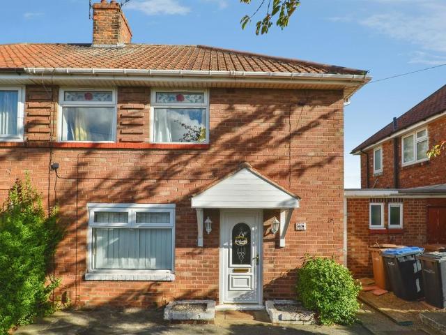 2 bedroom semi detached house for sale