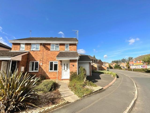 2 bedroom semi detached house for sale