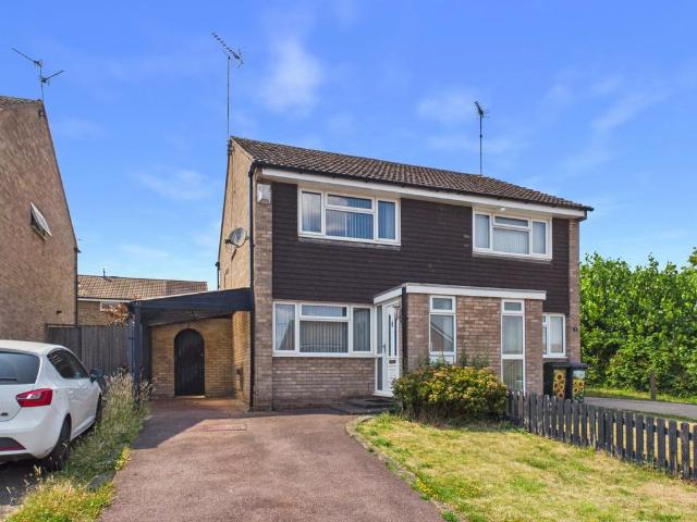 2 bedroom semi detached house for sale
