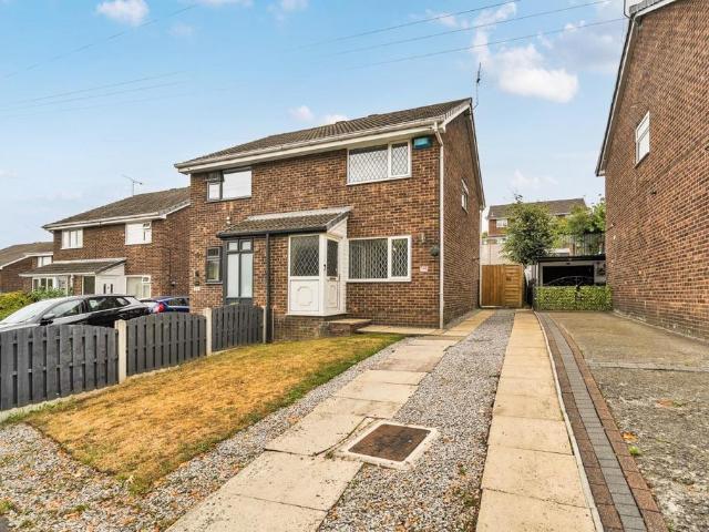 2 bedroom semi detached house for sale