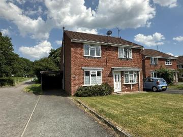2 bedroom semi detached house for sale