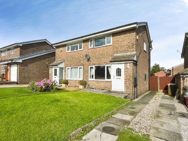 2 bedroom semi detached house for sale