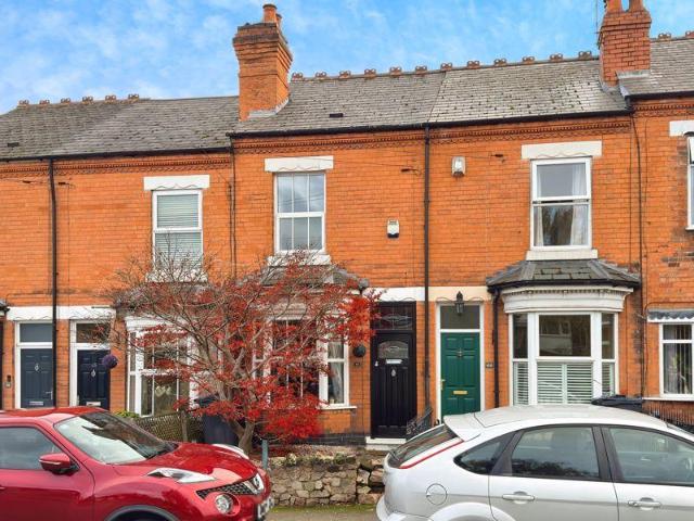 2 bedroom terraced house for sale