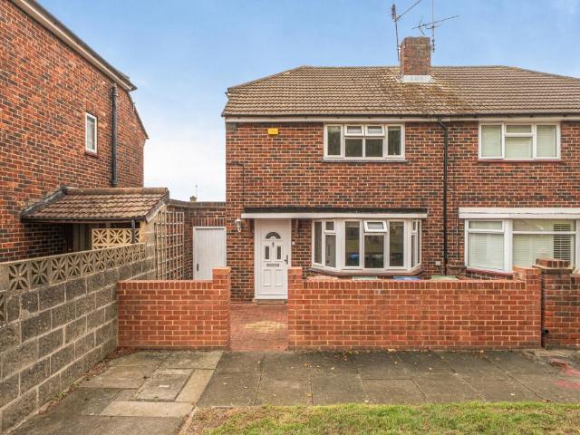 2 bedroom semi detached house for sale