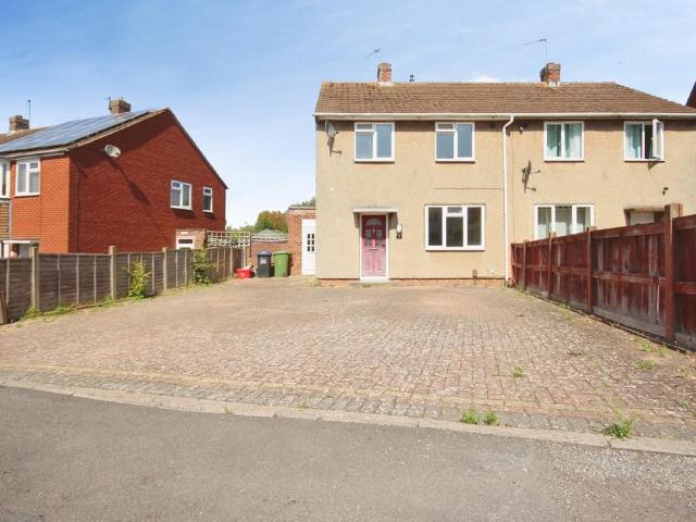 2 bedroom semi detached house for sale