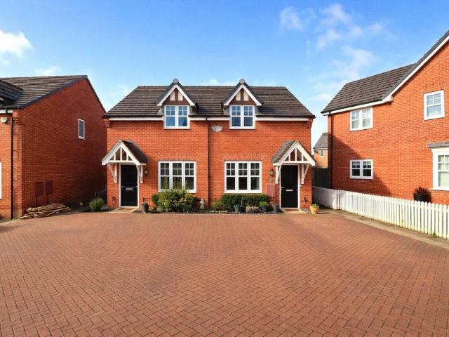 2 bedroom semi detached house for sale