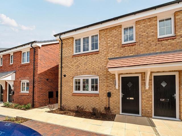 2 bedroom semi detached house for sale